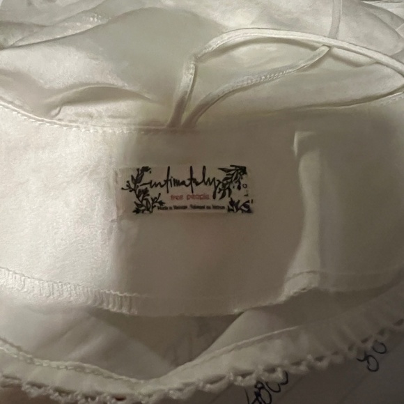 Free People White Scallop edge Satin Cami Sz L - Picture 4 of 4